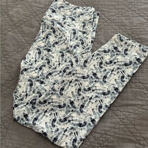 NWOT Size 12 Zyia Leggings. Blue Tye Die